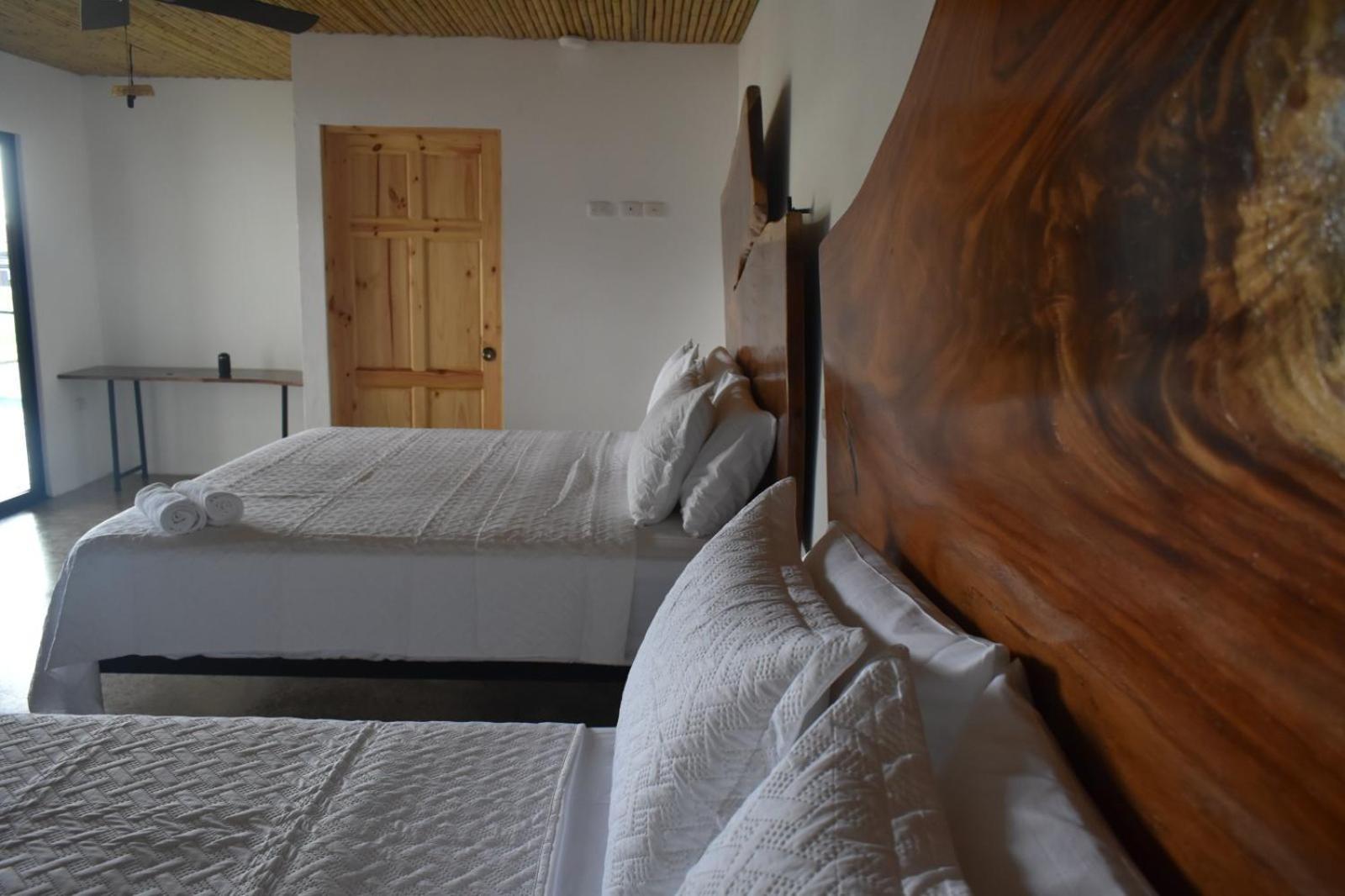 Bonding Coffee Roaster Cafe & Hotel Quepos Exterior foto