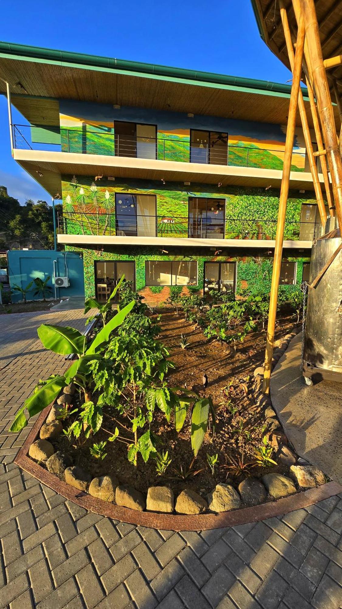 Bonding Coffee Roaster Cafe & Hotel Quepos Exterior foto